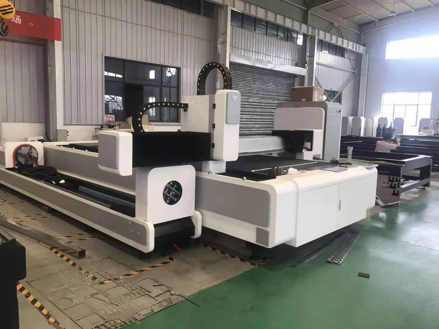 product-671-498 Fiber cutter 1