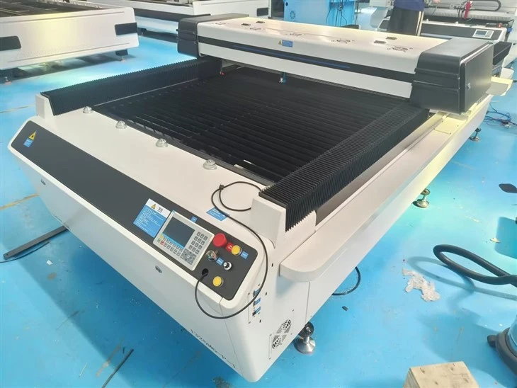 CO2 Laser Cutting Machine Ruida Laser Engraving Machine For Bamboo Plywood CO2 Laser Cutting Machine Ruida Laser Engraving Machine For Bamboo Plywood